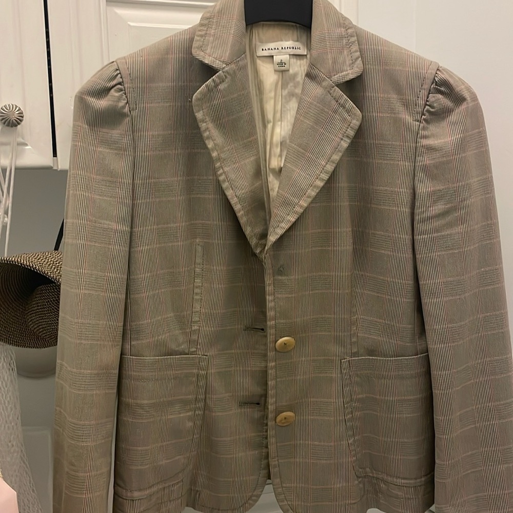 Beautiful Banana Republic Jacket, casual, great with jeans